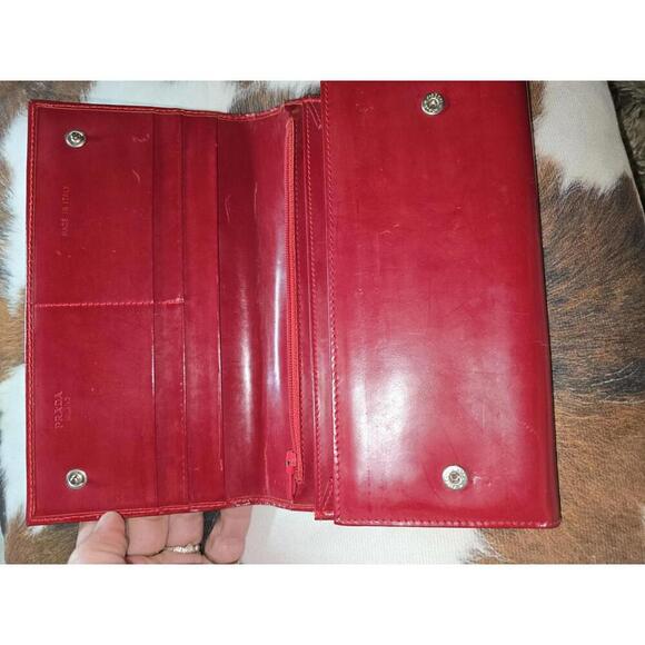 Red Prada Wallet - Picture 8 of 14